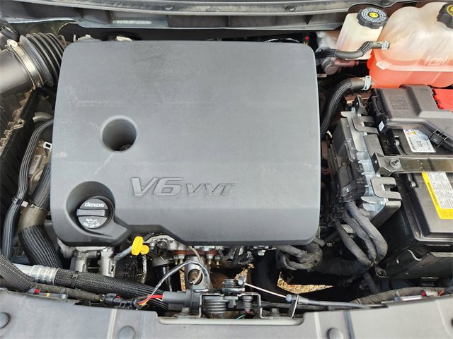 Used 2023 Chevrolet Traverse LT image 31