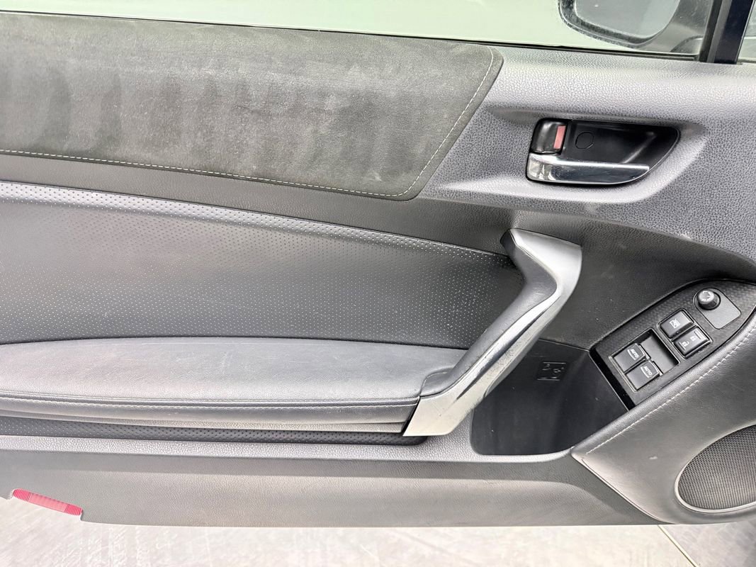 Used 2020 Toyota 86 RWD image 15