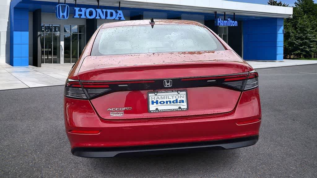 Certified 2025 Honda Accord SE image 7
