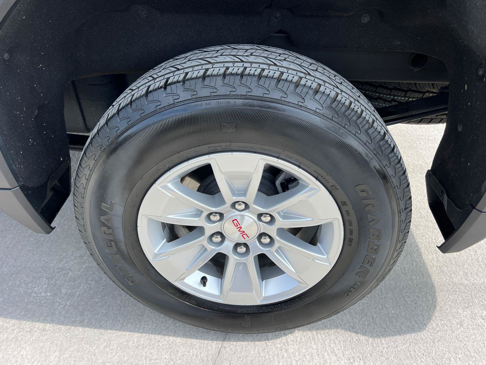 Used 2022 GMC Sierra 1500 SLE RWD image 19