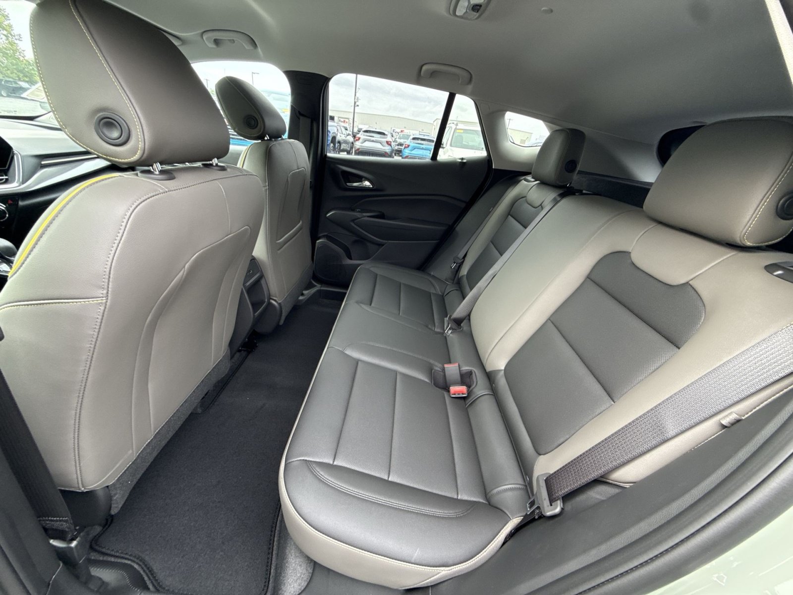 New 2026 Chevrolet Trax ACTIV w/ Driver Confidence Package FWD image 25