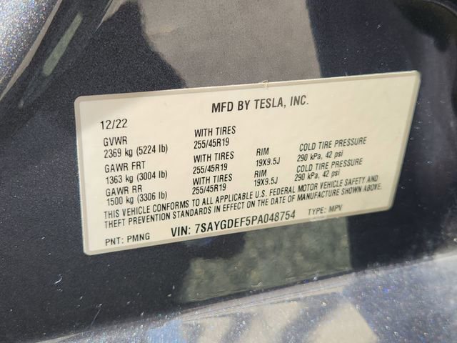 Used 2023 Tesla Model Y Performance image 33