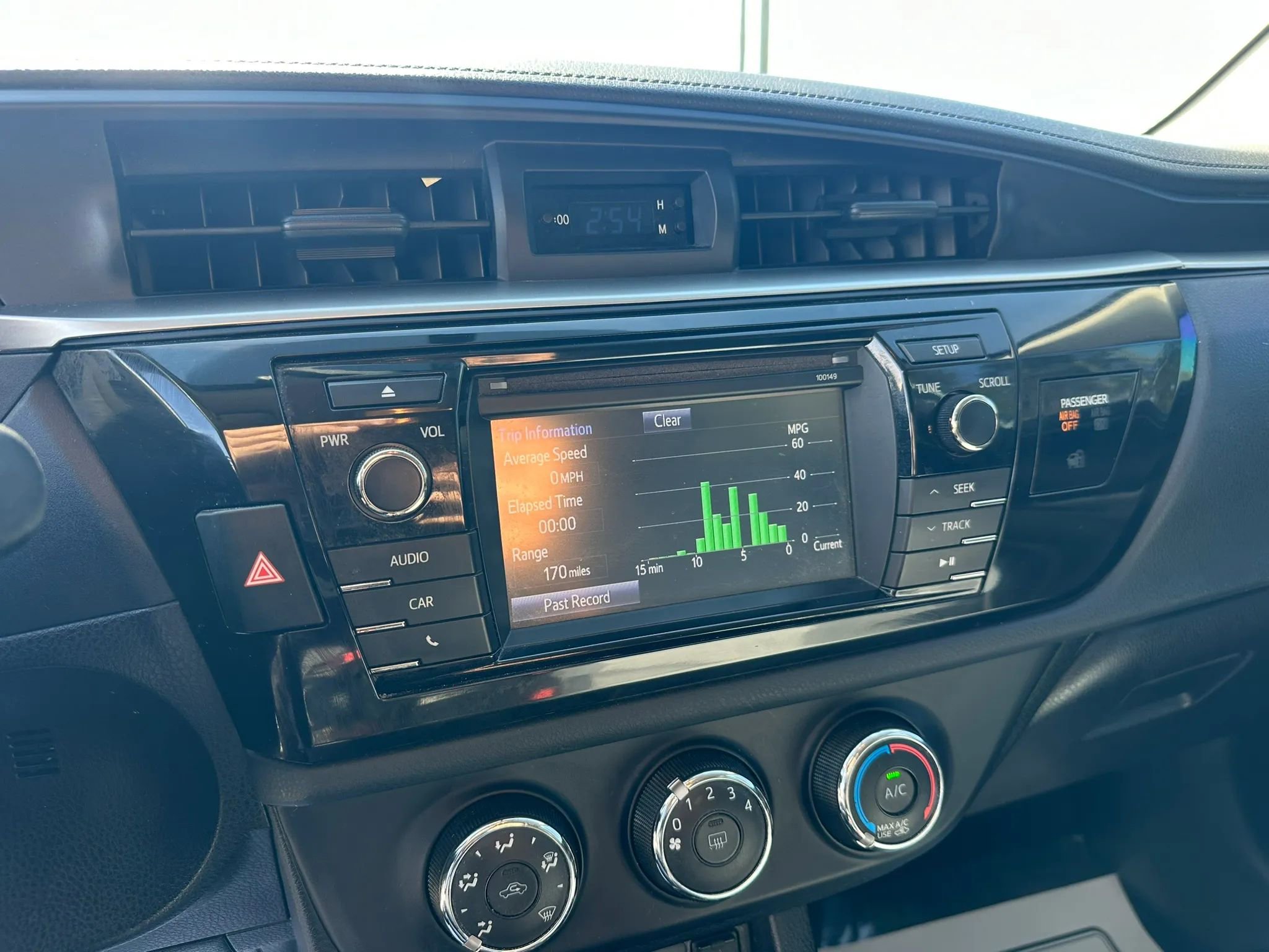 Used 2016 Toyota Corolla L image 22