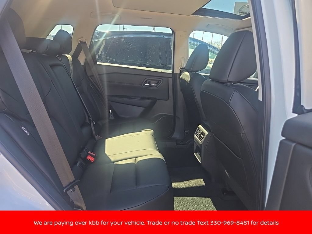 New 2026 Nissan Rogue Dark Armor AWD/4WD image 24