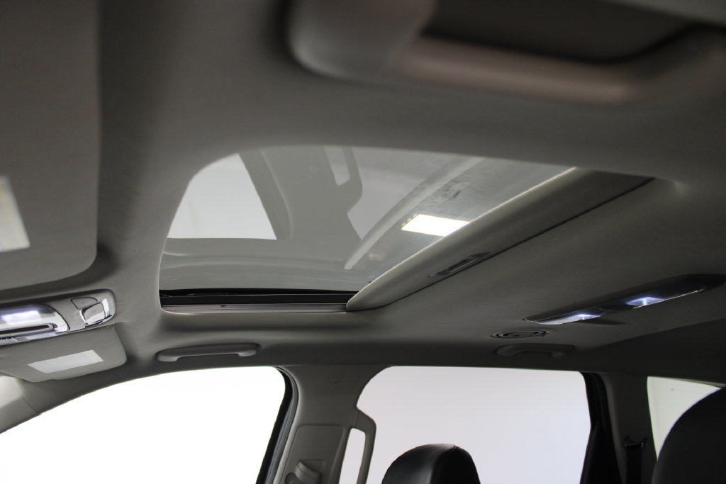 Used 2025 Kia Telluride S FWD image 51