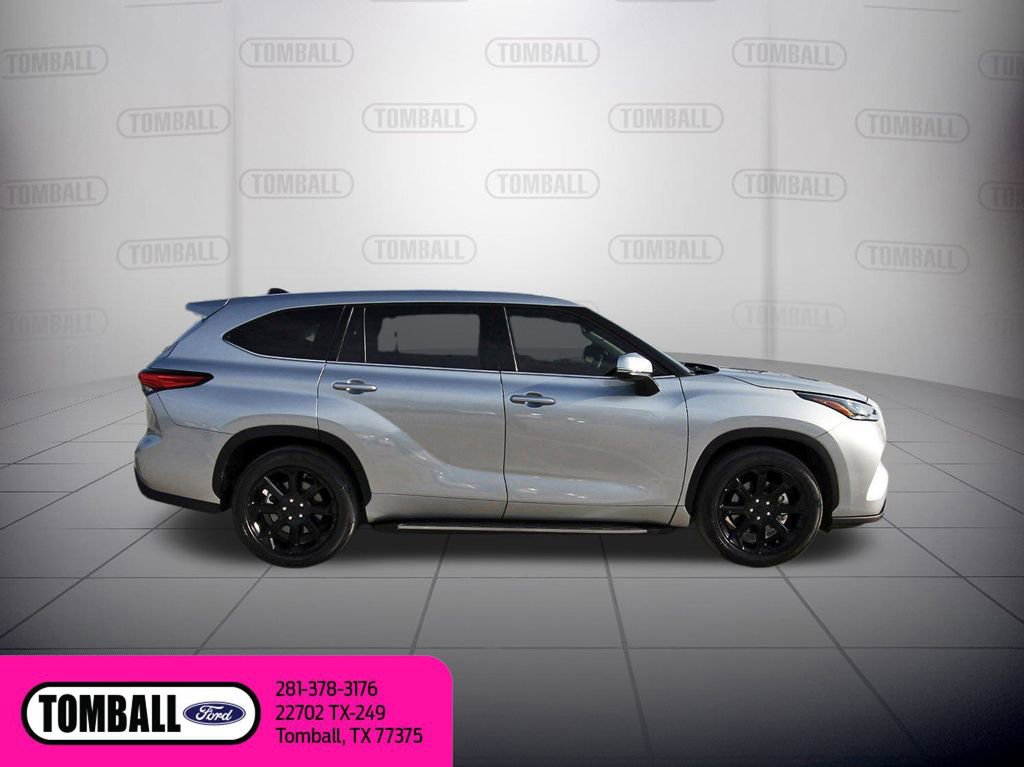 Used 2022 Toyota Highlander L image 8