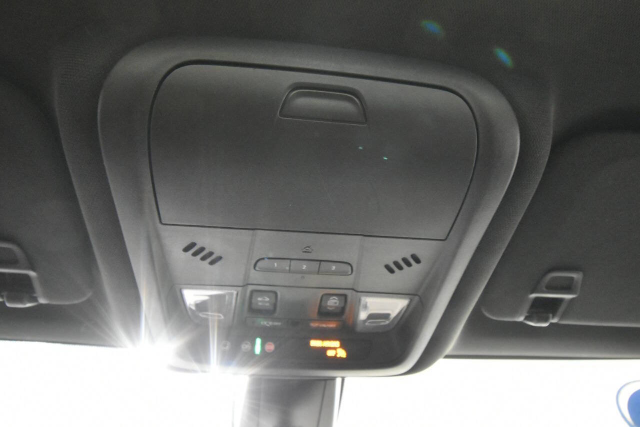 Used 2022 Chevrolet Blazer RS w/ Driver Confidence II Package AWD/4WD image 30