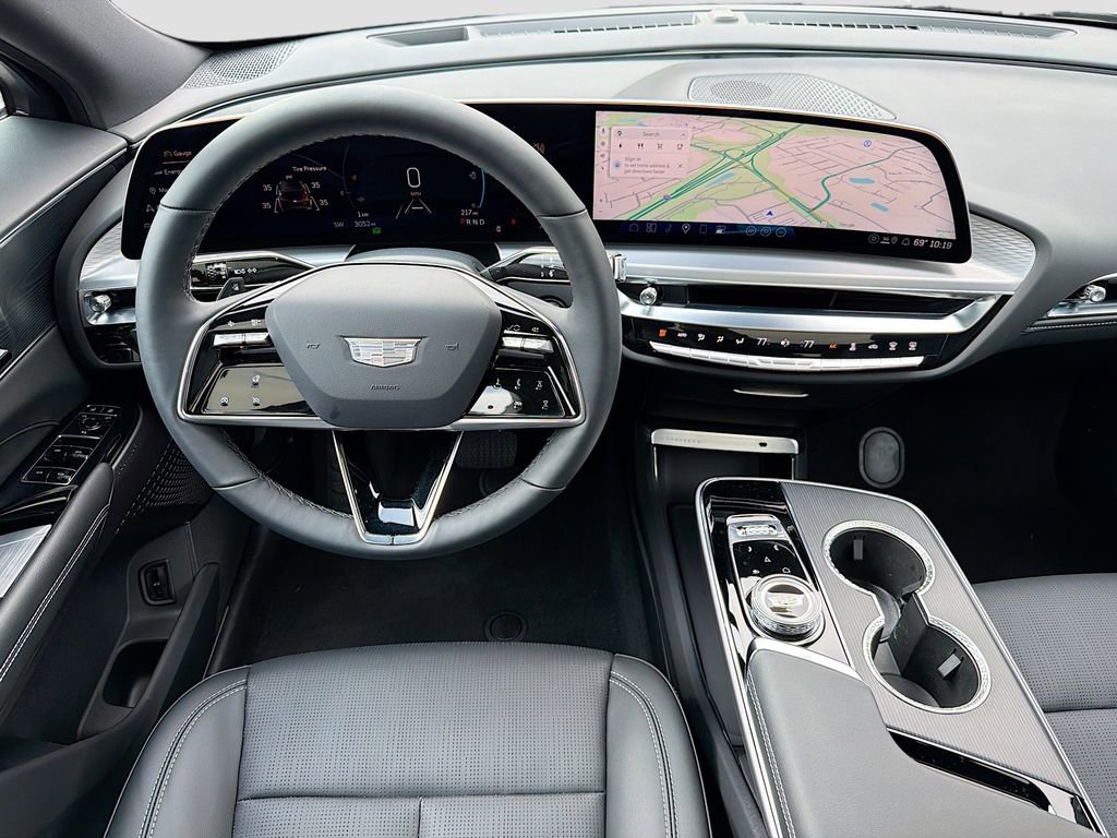 New 2025 Cadillac Lyriq Sport image 23