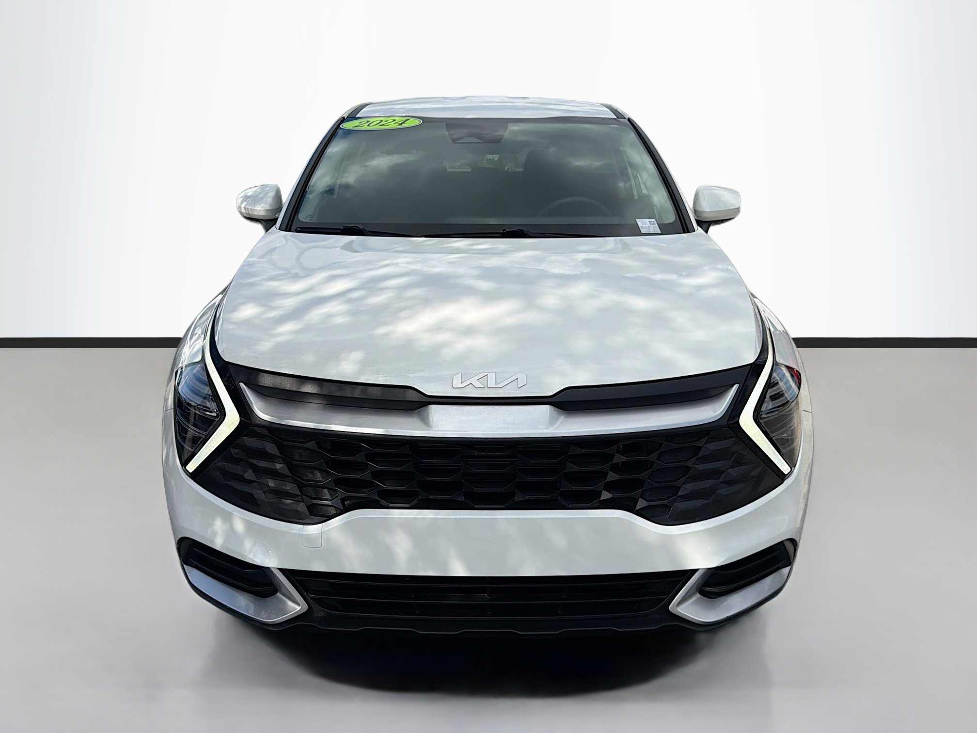 Used 2024 Kia Sportage LX image 8