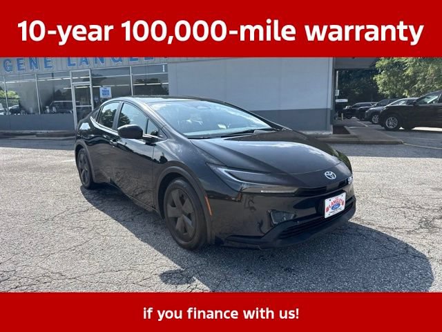 Used 2025 Toyota Prius LE FWD image 10