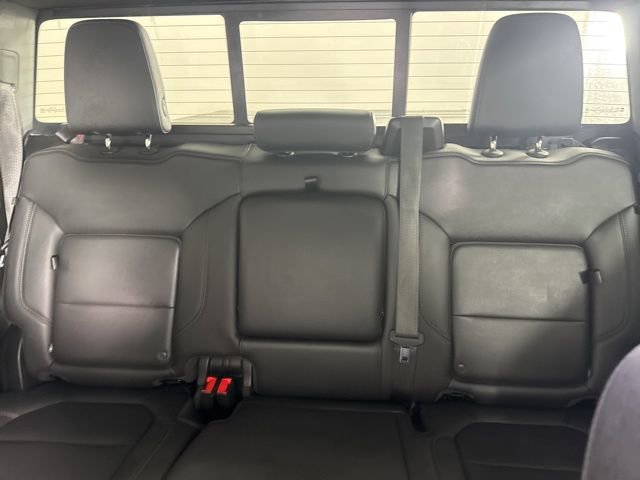 Used 2020 Chevrolet Silverado 1500 LTZ w/ LTZ Plus Package AWD/4WD image 40