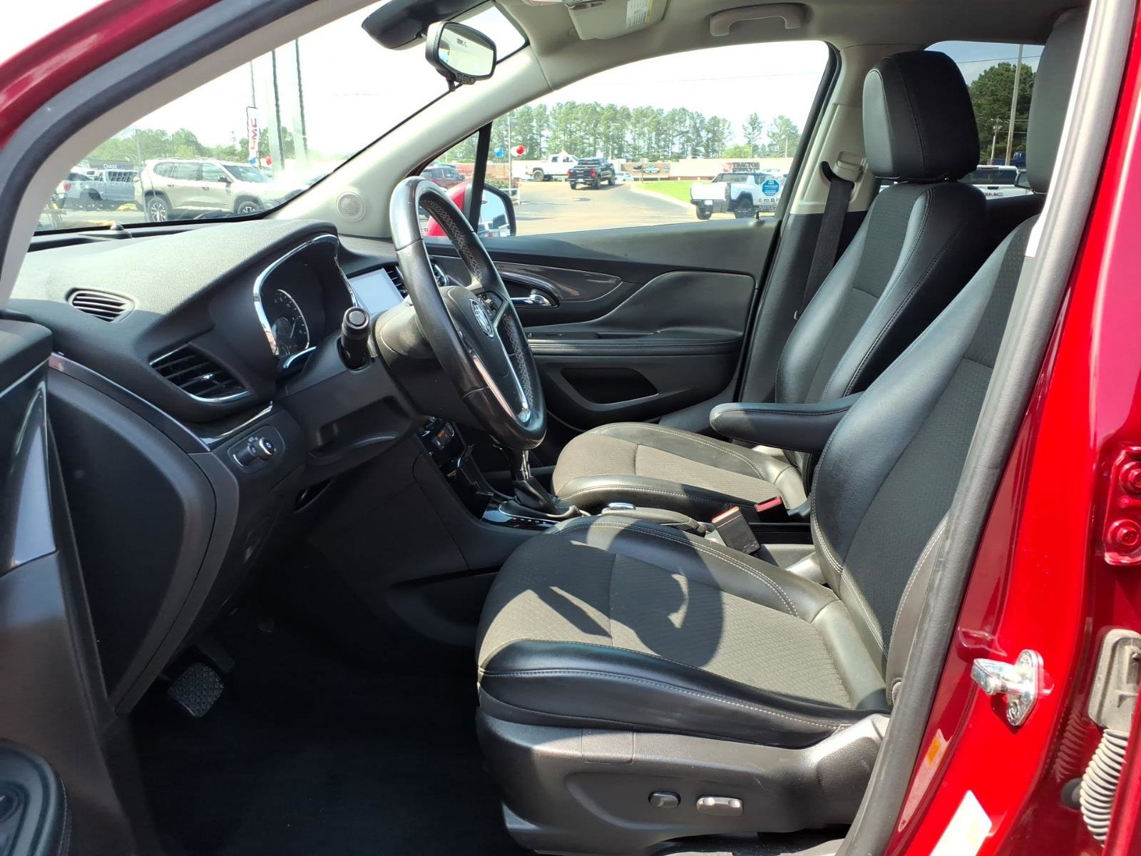 Used 2019 Buick Encore Preferred FWD image 17
