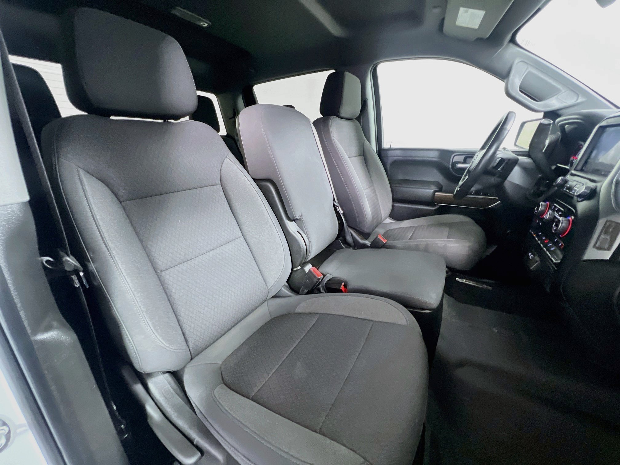 Used 2022 Chevrolet Silverado 1500 RST w/ LPO, Blackout Package AWD/4WD image 30