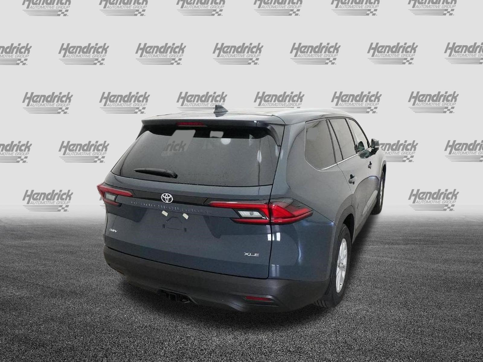 Used 2026 Toyota Grand Highlander XLE FWD image 9