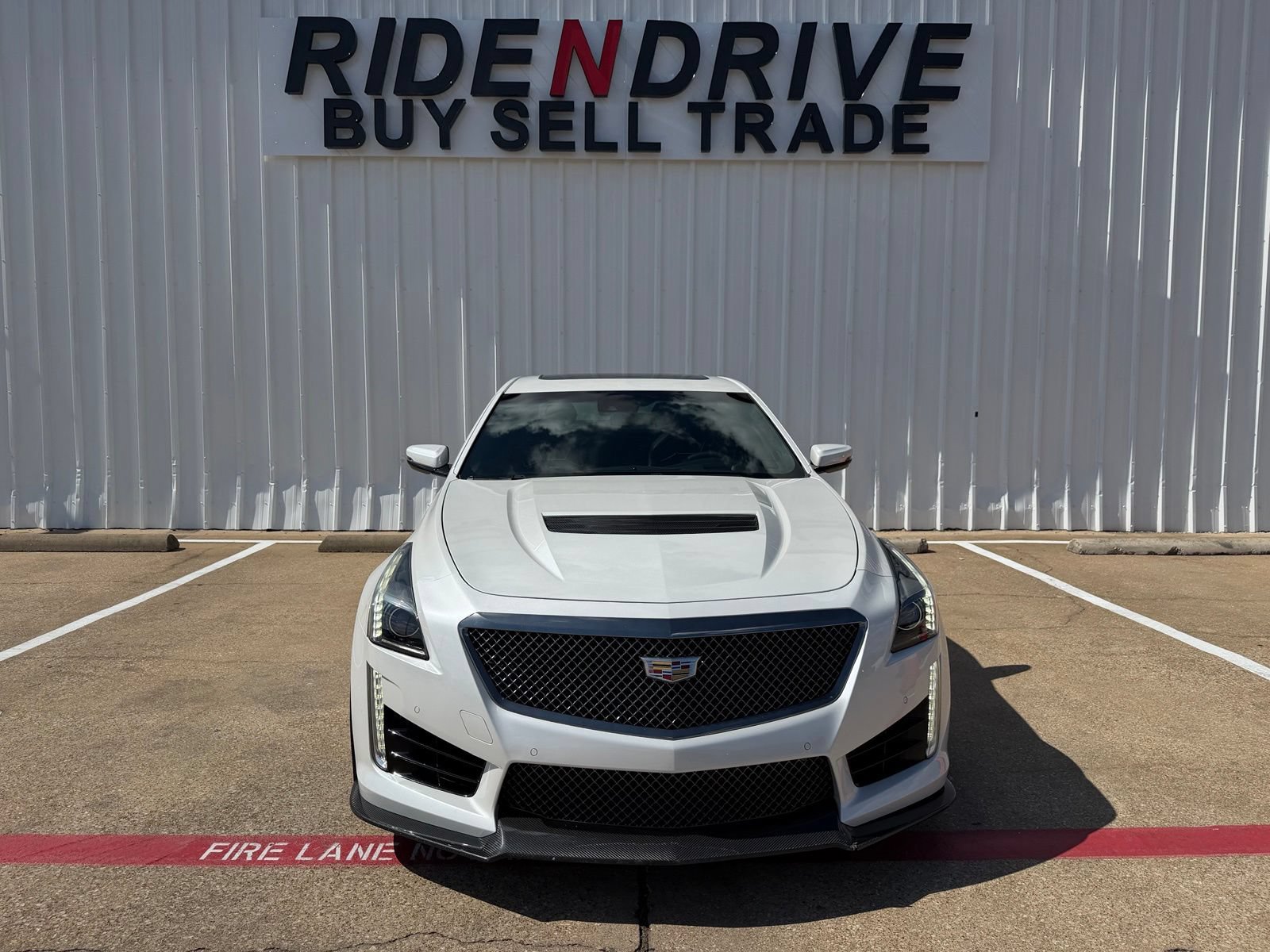 Used 2017 Cadillac CTS V w/ Carbon Black Package RWD image 10