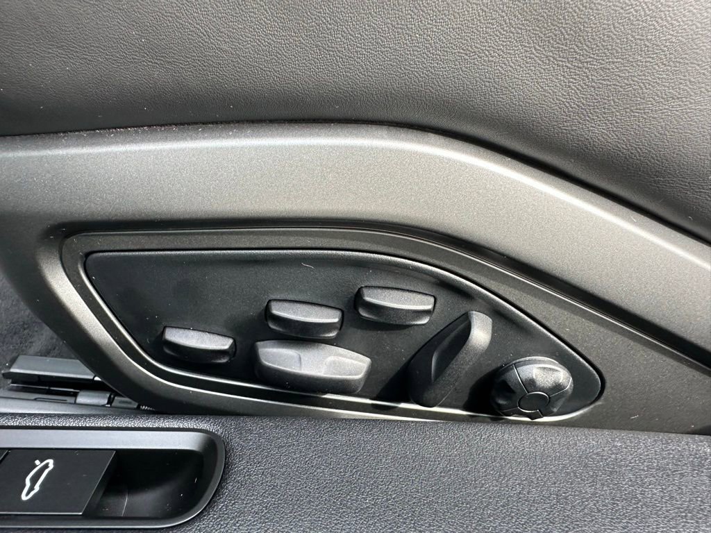 Certified 2026 Porsche 911 Carrera GTS image 36