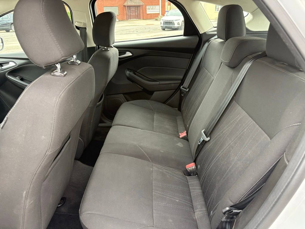 Used 2016 Ford Focus SE image 12