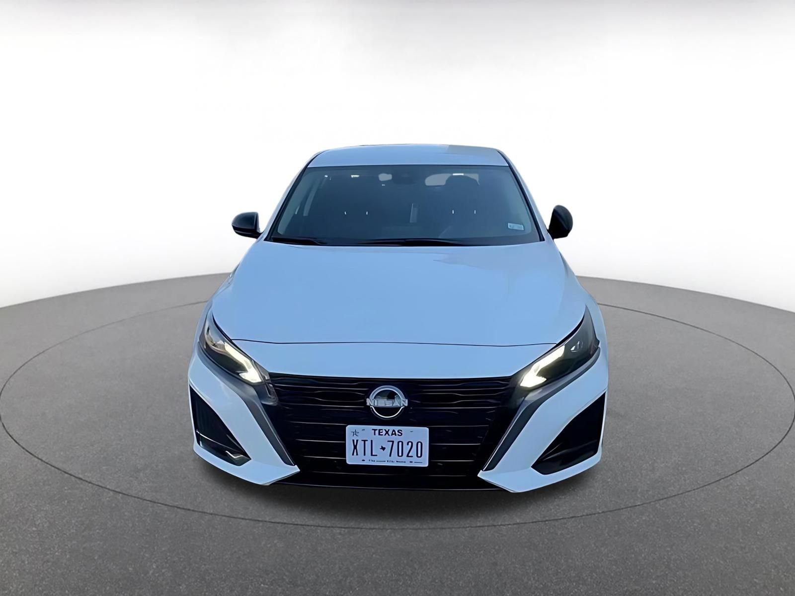Used 2026 Nissan Altima 2.5 SV FWD image 4