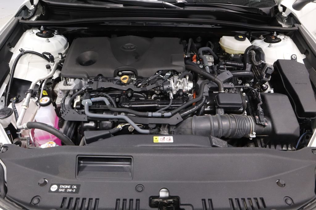 Used 2025 Toyota Camry LE FWD image 14