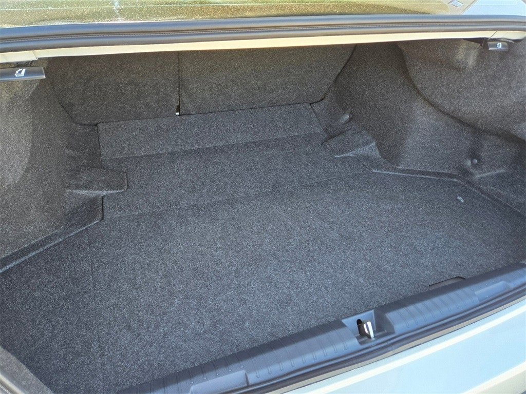 Used 2023 Subaru Legacy Touring XT image 16