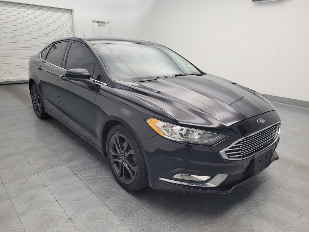 Used 2018 Ford Fusion SE w/ Equipment Group 201A FWD image 13