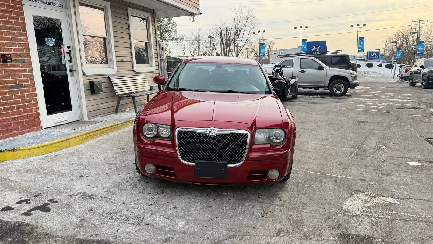 Used 2010 Chrysler 300 S image 8