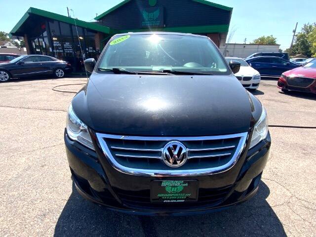 Used 2013 Volkswagen Routan SE