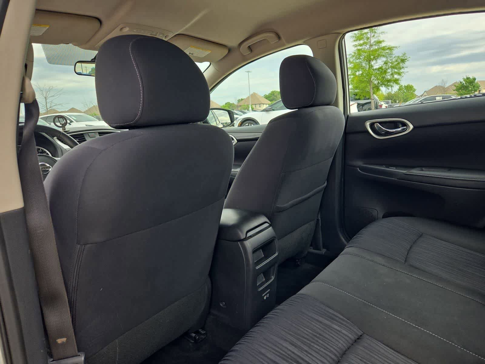 Used 2019 Nissan Sentra SV FWD image 16