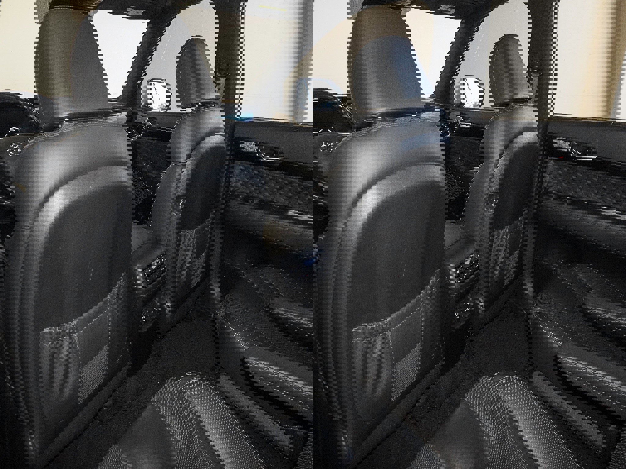 Used 2021 Hyundai Palisade Calligraphy image 37