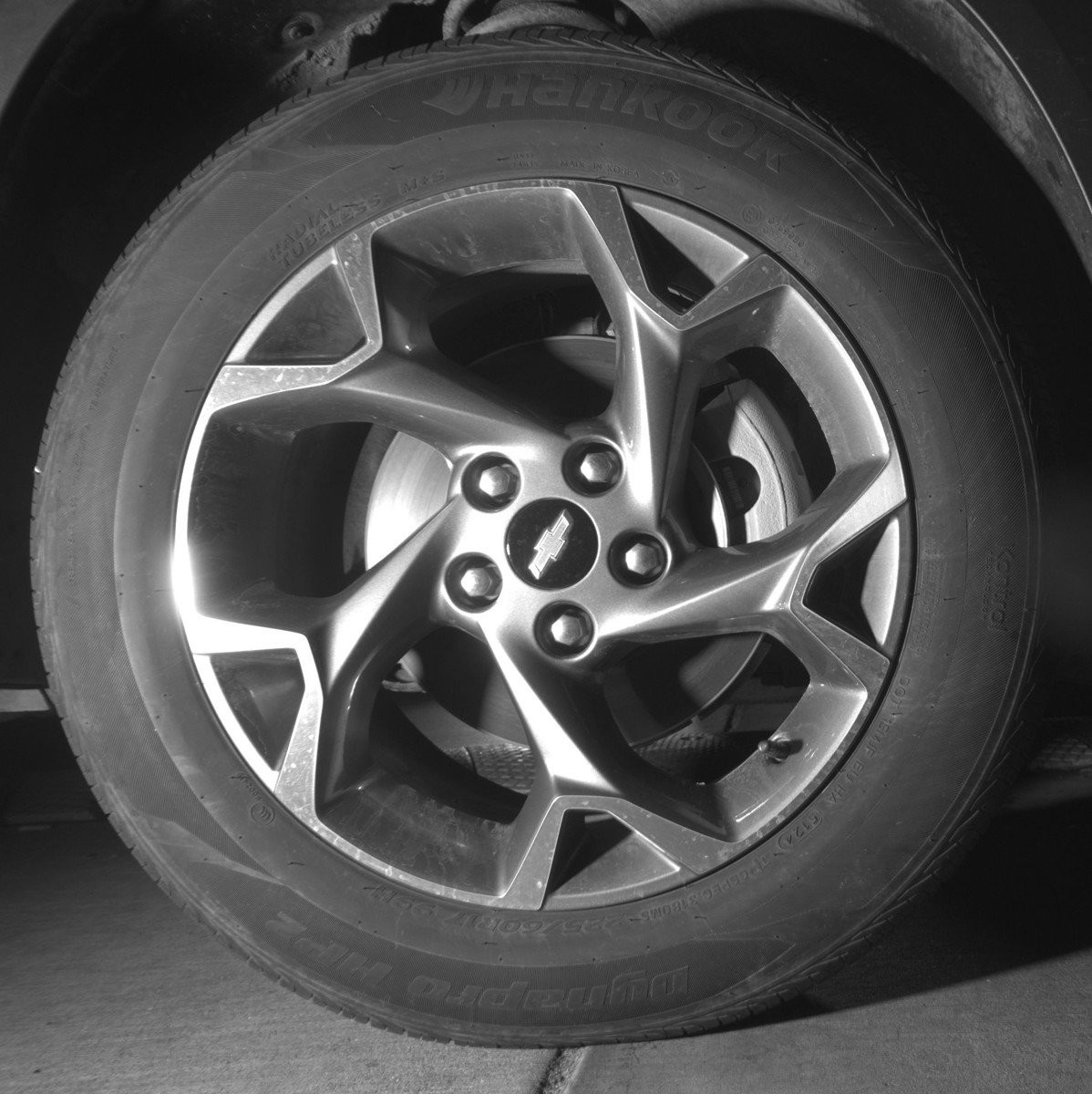 Used 2025 Chevrolet Trax LT FWD image 13