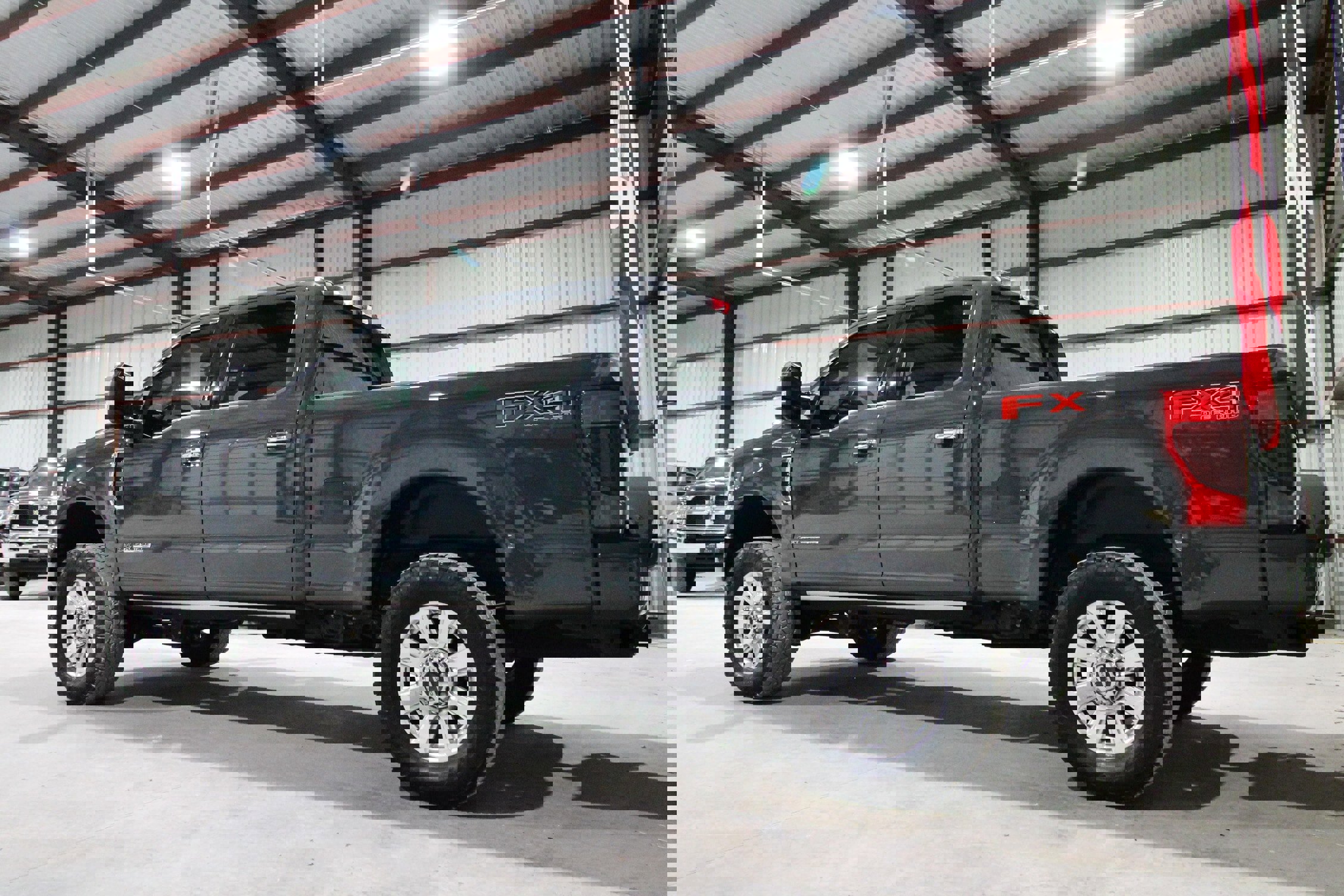 Used 2021 Ford F250 Platinum image 7