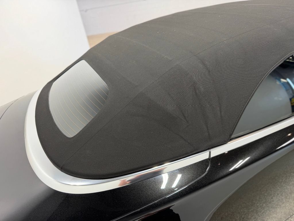 Used 2019 Rolls-Royce Dawn RWD image 8
