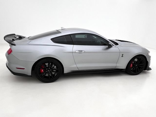 Used 2022 Ford Mustang Shelby GT500 w/ Technology Package RWD image 6