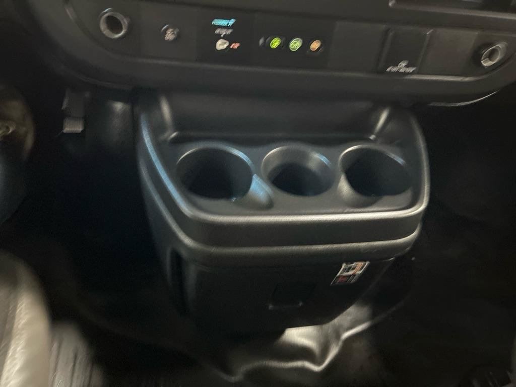 Used 2020 GMC Savana 2500 w/ Driver Convenience Package RWD image 20