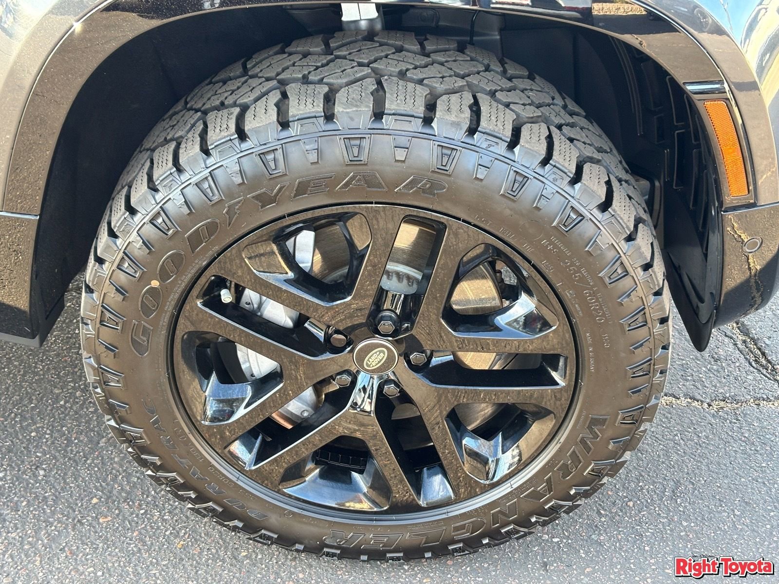 Used 2024 Land Rover Defender 130 Outbound image 11