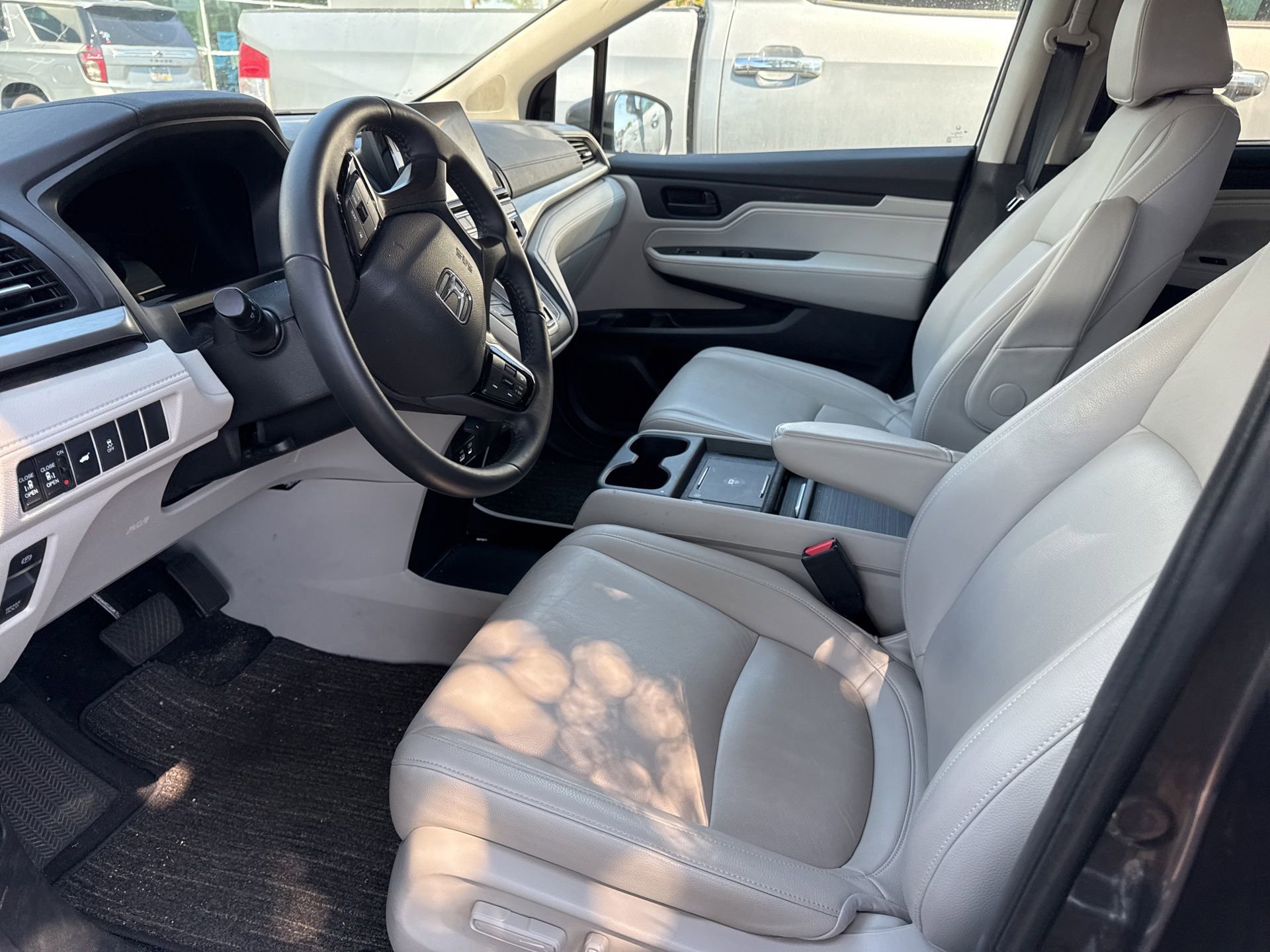 Used 2025 Honda Odyssey EX-L image 10