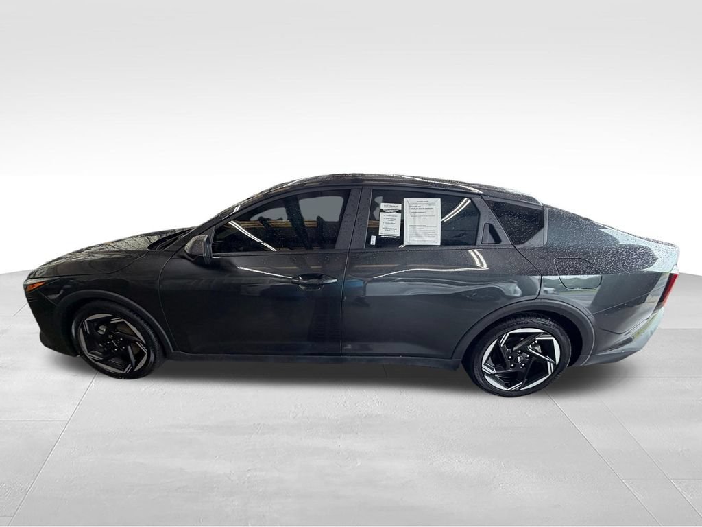 Used 2025 Kia K4 EX FWD image 3