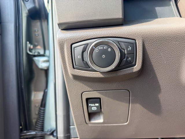Used 2019 Ford Expedition XLT w/ Equipment Group 201A RWD image 15