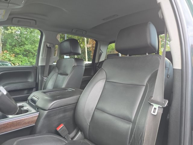 Used 2019 GMC Sierra 2500 SLT w/ Duramax Plus Package AWD/4WD image 20