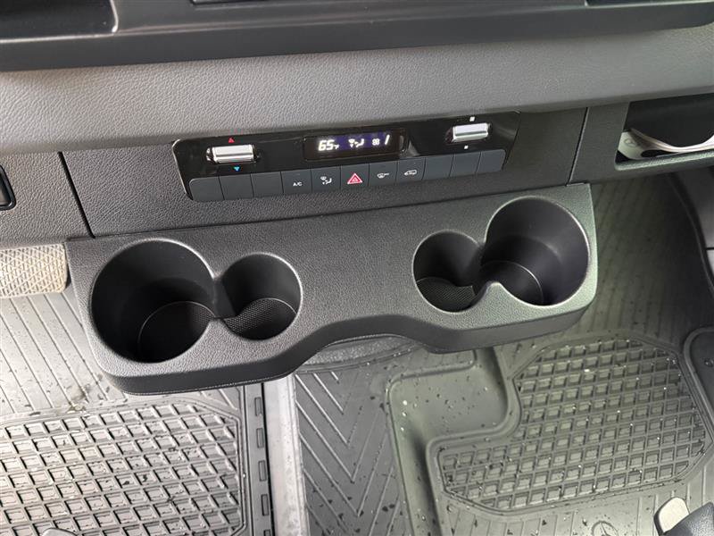 Used 2019 Mercedes-Benz Sprinter 144 Cargo image 31