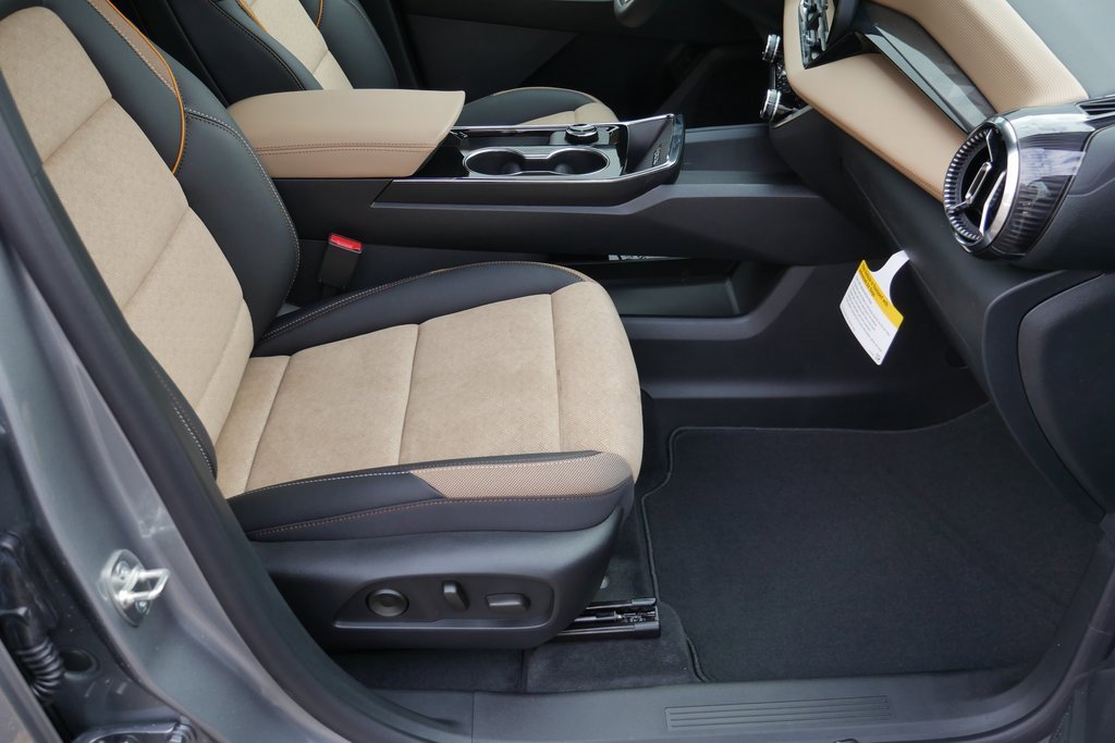 New 2026 Chevrolet Equinox ACTIV image 21