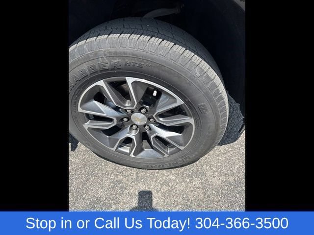 Used 2023 Chevrolet Silverado 1500 LT AWD/4WD image 12
