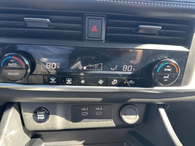 Used 2024 Nissan Rogue SV image 29