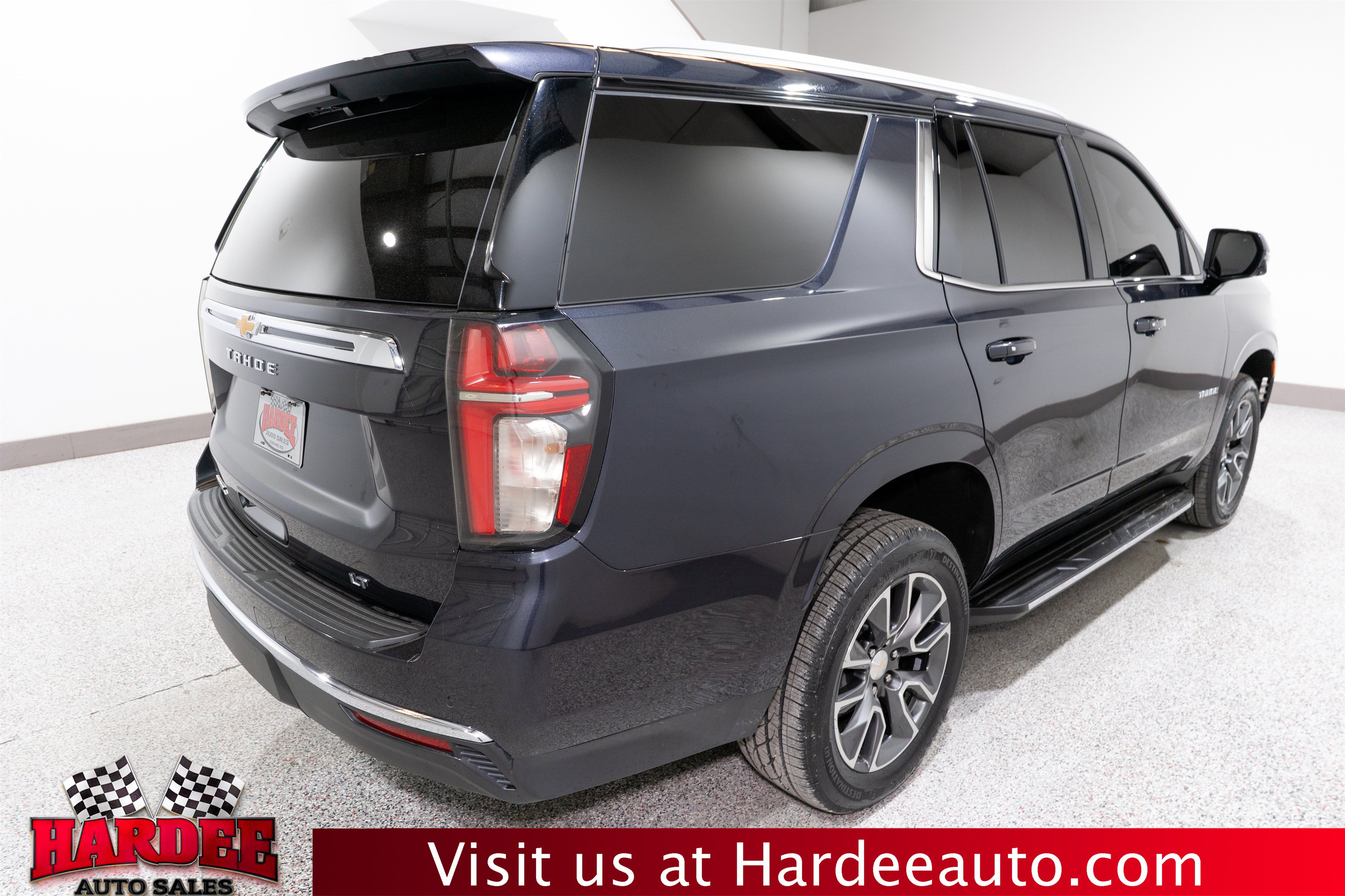Used 2022 Chevrolet Tahoe LT w/ Luxury Package AWD/4WD image 5