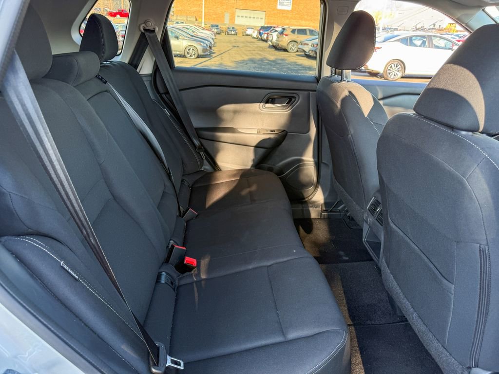 Certified 2025 Nissan Rogue S image 17