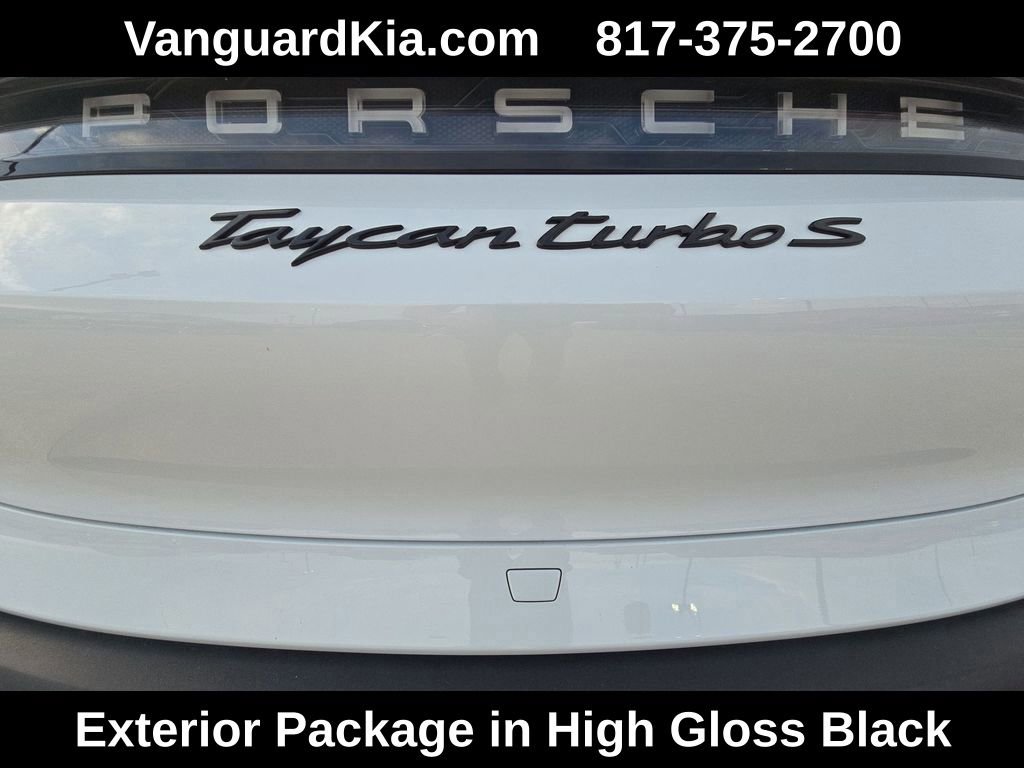 Used 2020 Porsche Taycan Turbo S image 3