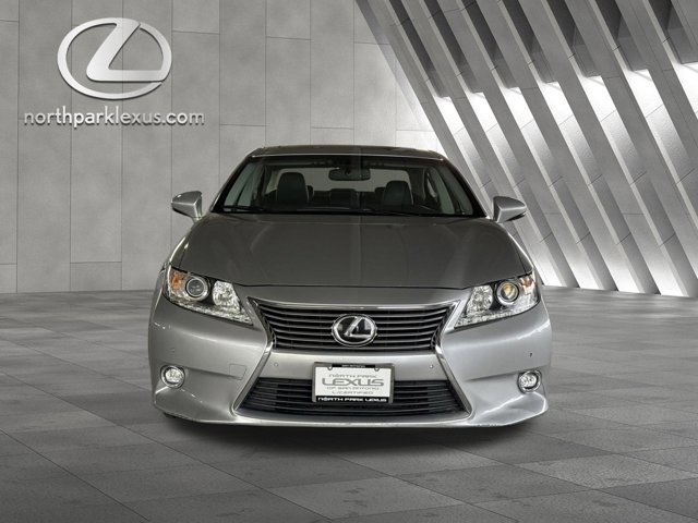 Used 2015 Lexus ES 350 w/ Luxury Package image 7