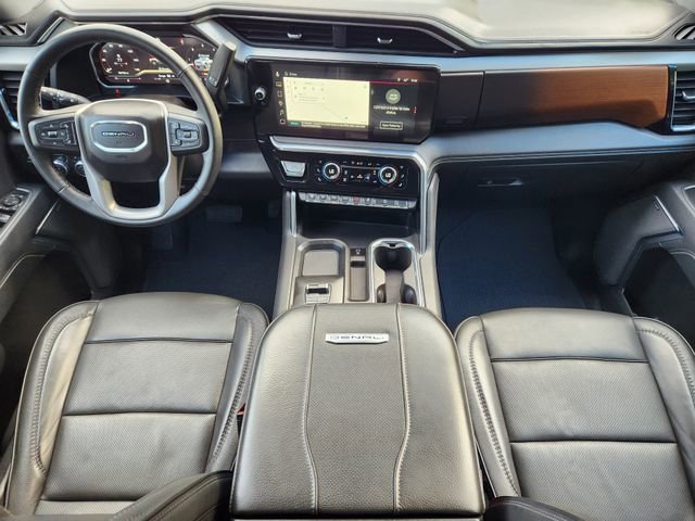 Used 2025 GMC Sierra 3500 Denali AWD/4WD image 22
