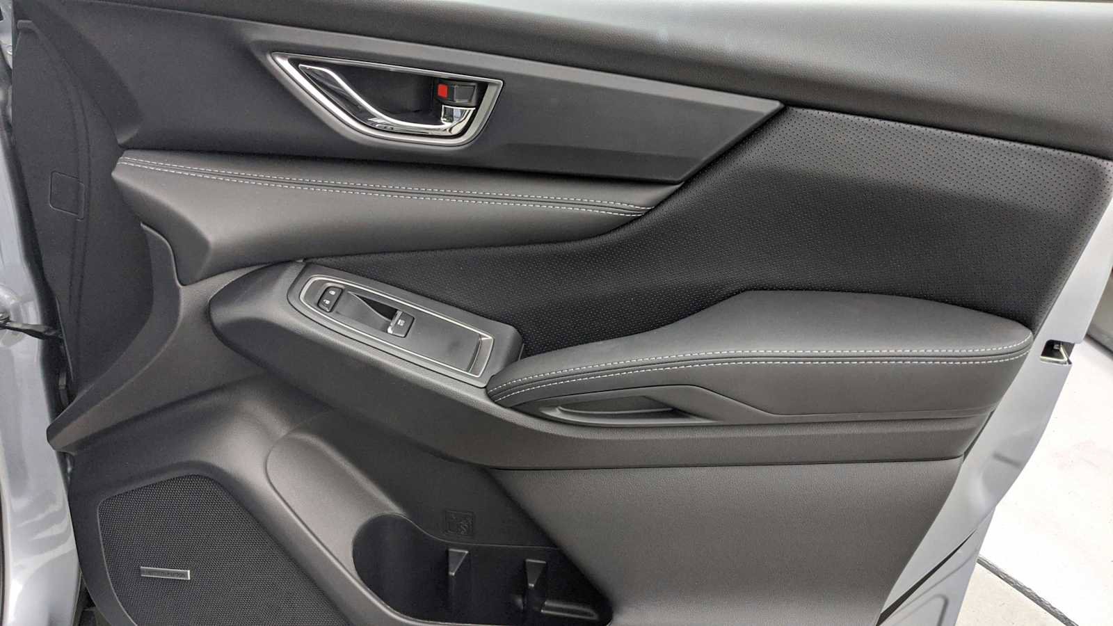 New 2025 Subaru Ascent Limited image 26