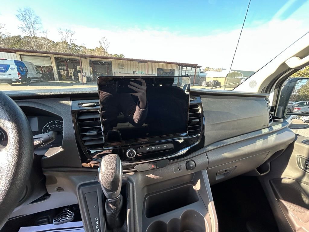 Used 2023 Ford Transit 350 XLT image 27